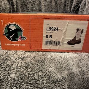 Justin Boots Brown and White Boots with pink and blue stitching